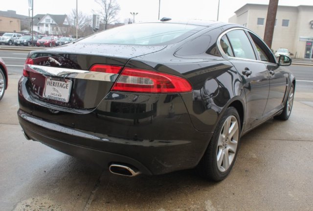 2010 JAGUAR XF Coupe