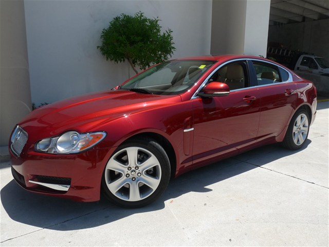 2010 JAGUAR XF Coupe