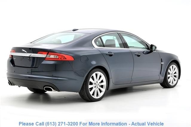 2010 JAGUAR XF CLUB CAB SLT