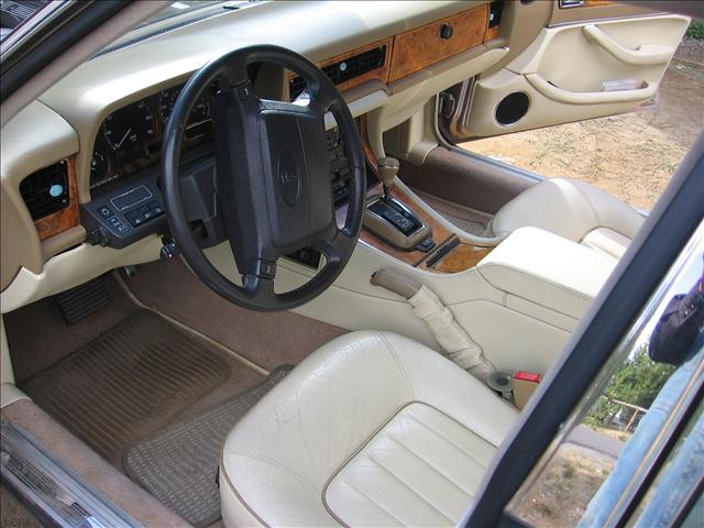 1994 JAGUAR XJ12 Base