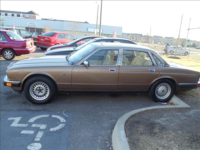 1989 JAGUAR XJ6 Coupe