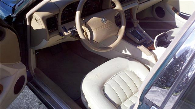 1995 JAGUAR XJ6 Base