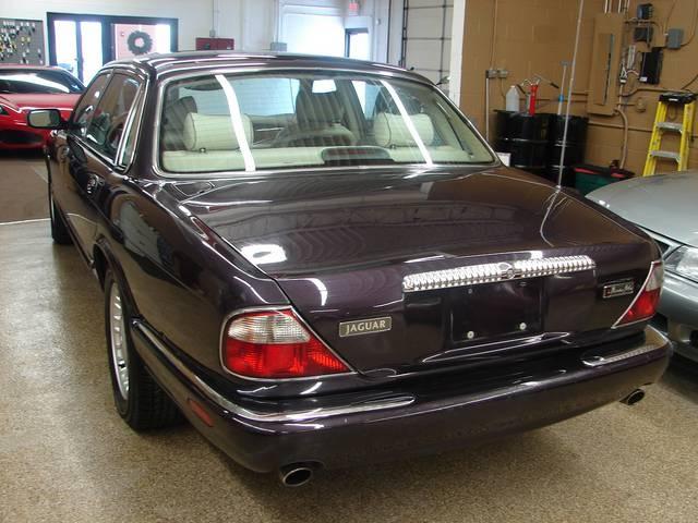 1998 JAGUAR XJ8 Coupe