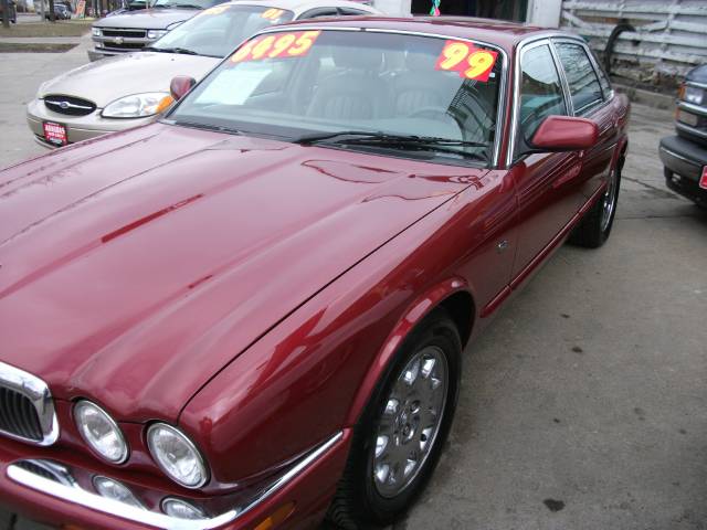 1999 JAGUAR XJ8 Base