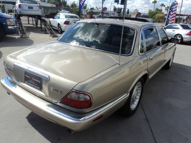 1999 JAGUAR XJ8 Coupe