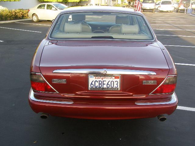 1999 JAGUAR XJ8 Base