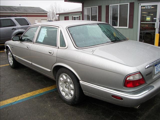 1999 JAGUAR XJ8 Base