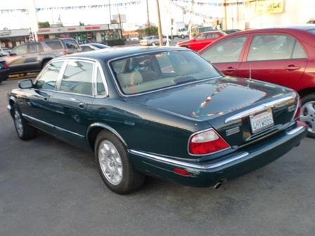 1999 JAGUAR XJ8 Base