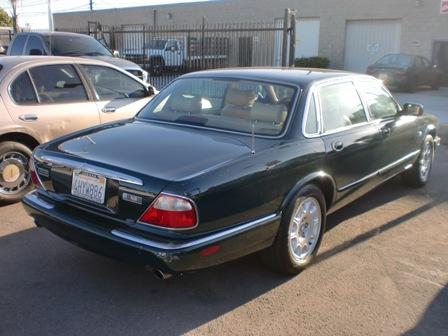 1999 JAGUAR XJ8 Base