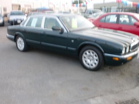 1999 JAGUAR XJ8 Base