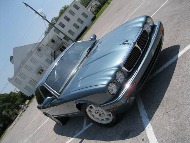 2000 JAGUAR XJ8 Premium