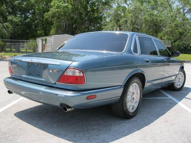 2000 JAGUAR XJ8 Premium