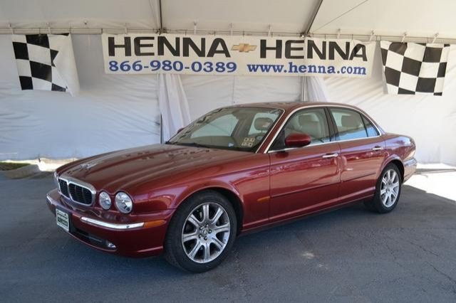 2004 JAGUAR XJ8 Base