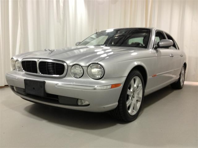 2004 JAGUAR XJ8 Base