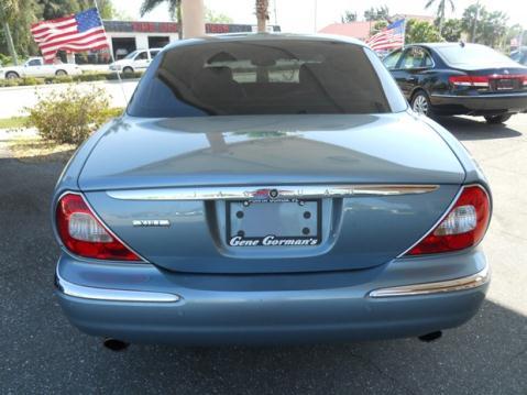 2006 JAGUAR XJ8 ESi