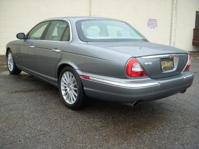 2006 JAGUAR XJ8 3.5