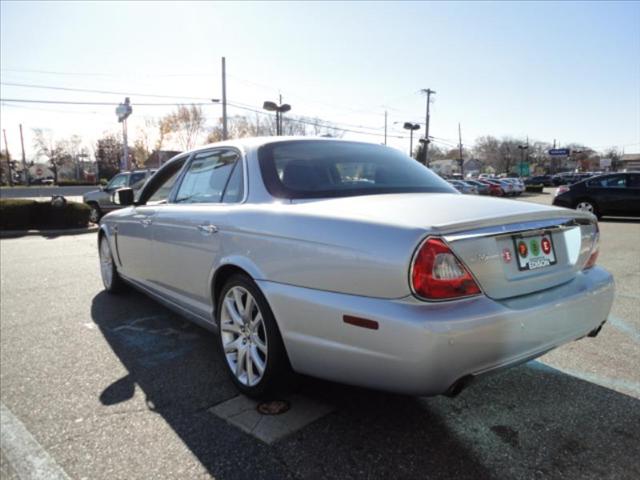 2008 JAGUAR XJ8 ESi