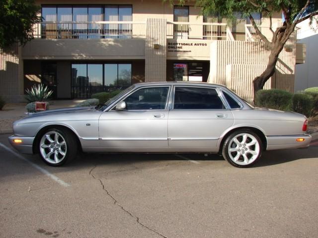 2000 JAGUAR XJR X