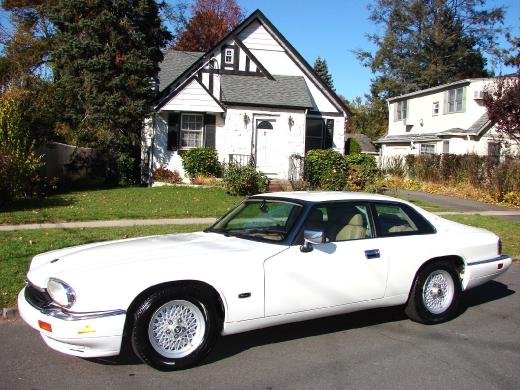 1994 JAGUAR XJS 4dr Sedan AWD W/1sb