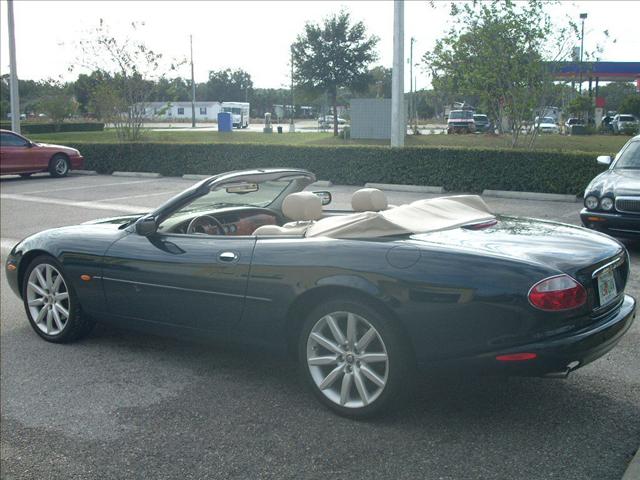 2003 JAGUAR XK8 Base