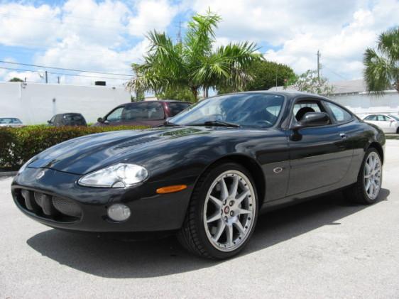 2002 JAGUAR XKR Base