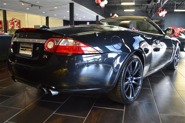 2007 JAGUAR XKR Base