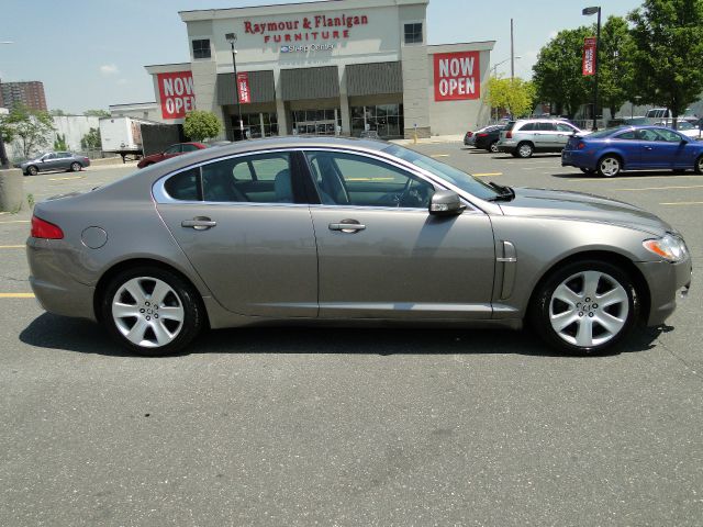 2009 JAGUAR XF Coupe