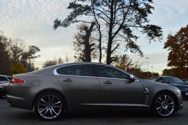 2009 JAGUAR XF X