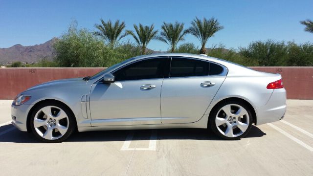 2009 JAGUAR XF X