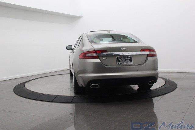 2010 JAGUAR XF Coupe