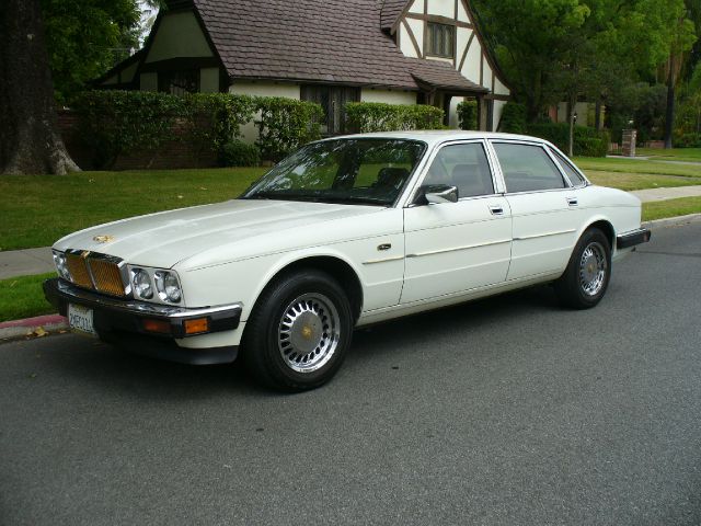 1989 JAGUAR XJ6 99A WGN GLS AUTO