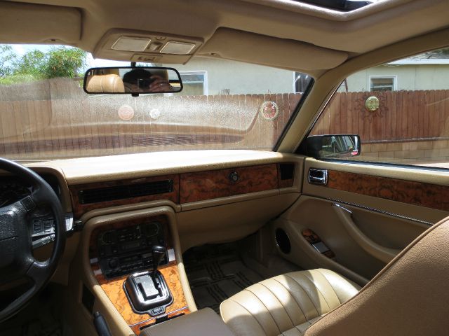 1993 JAGUAR XJ6 99A WGN GLS AUTO