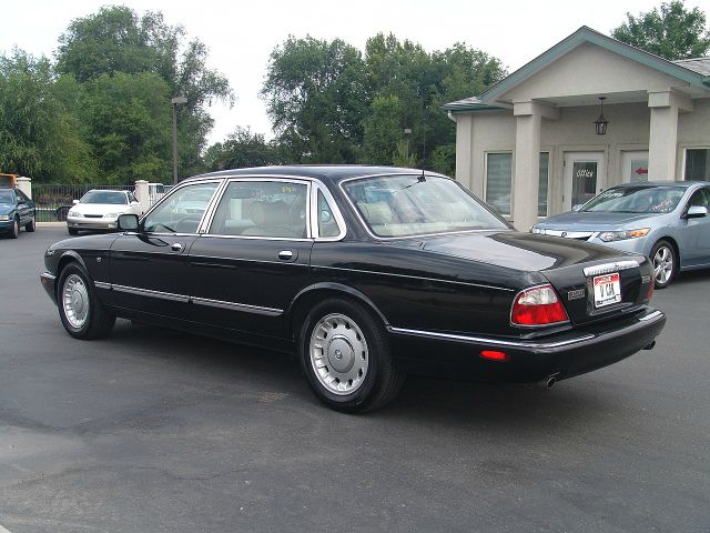 1999 JAGUAR XJ8 Coupe