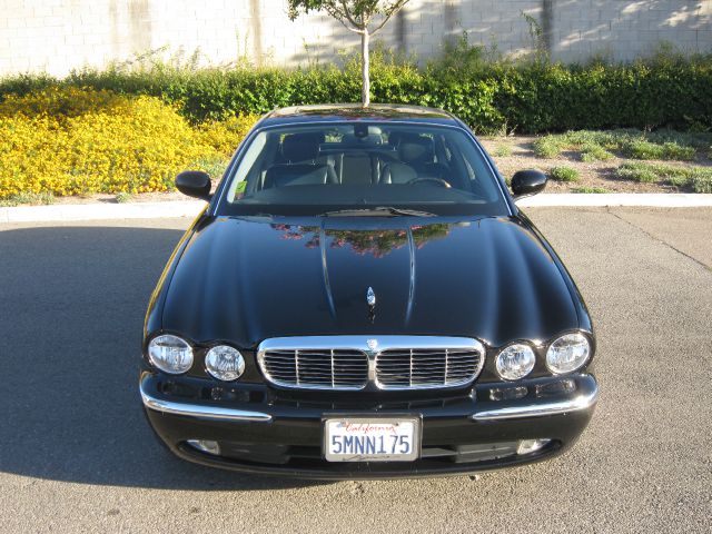 2004 JAGUAR XJ8 3.5