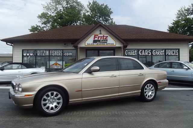 2004 JAGUAR XJ8 3.5