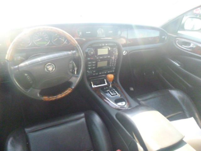 2004 JAGUAR XJ8 3.5