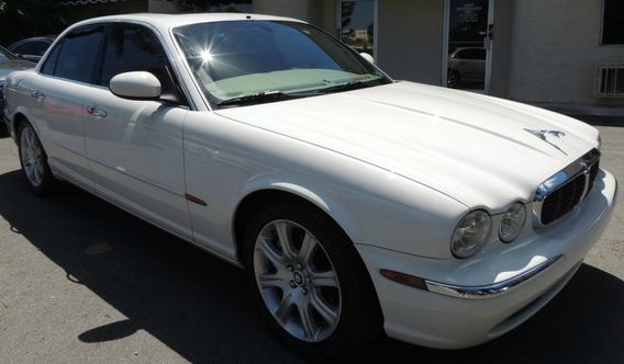 2004 JAGUAR XJ8 3.5