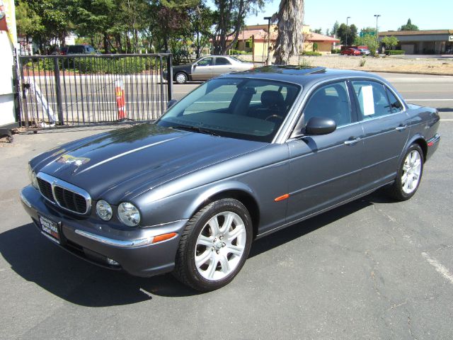 2004 JAGUAR XJ8 3.5