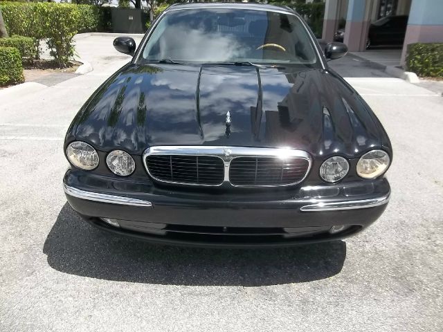 2004 JAGUAR XJ8 3.5