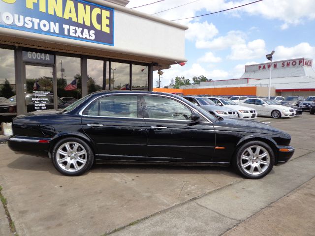 2004 JAGUAR XJ8 3.5