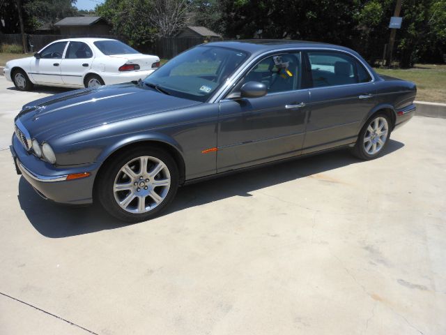 2005 JAGUAR XJ8 Sport Alloys Sunroof