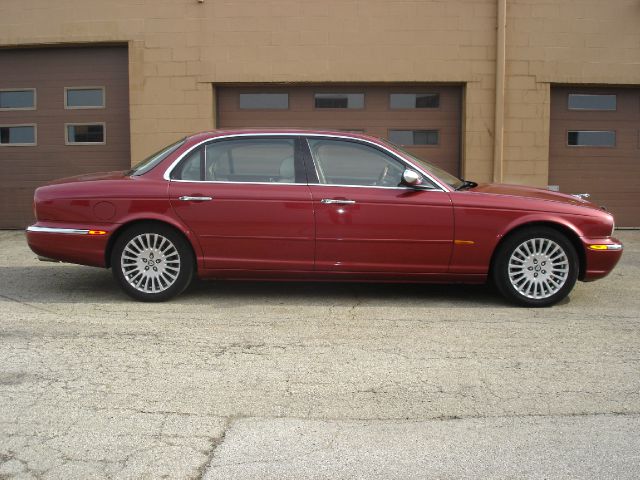 2005 JAGUAR XJ8 Coupe