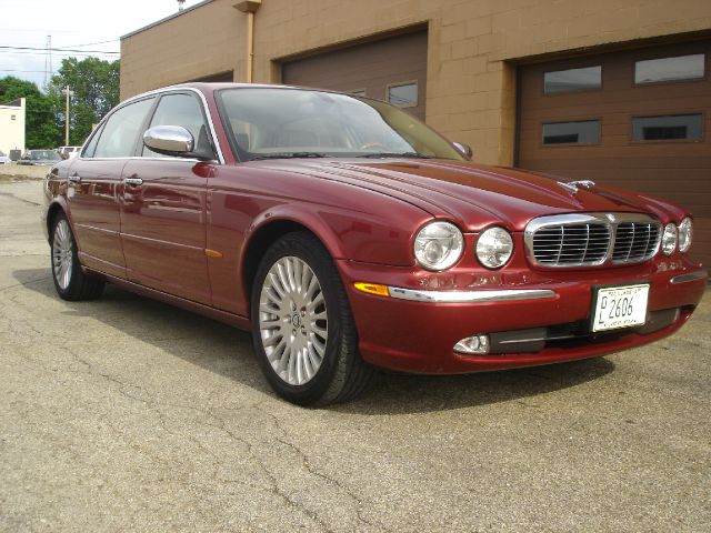 2005 JAGUAR XJ8 Coupe