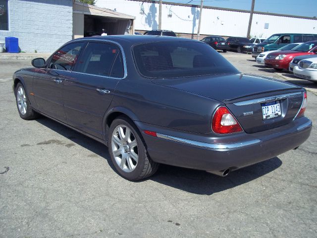 2005 JAGUAR XJ8 Sport Alloys Sunroof