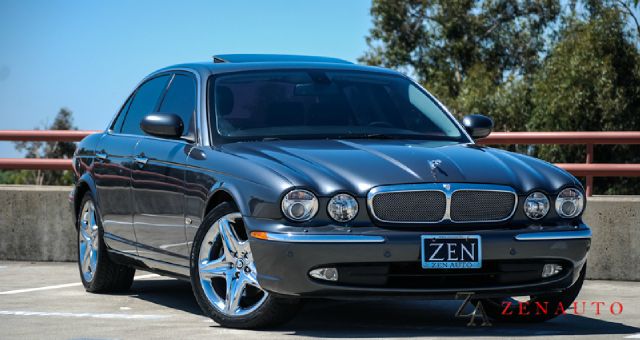 2006 JAGUAR XJ8 2.5i Sport