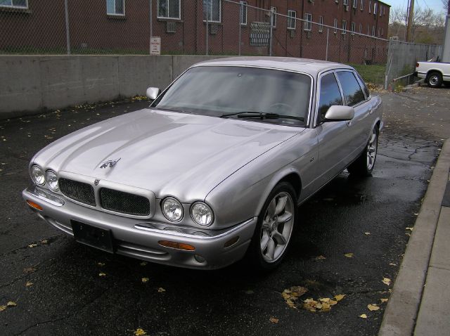 2001 JAGUAR XJR 2.2L Manual