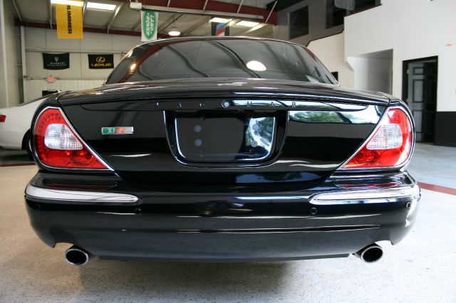 2004 JAGUAR XJR 2.2L Manual