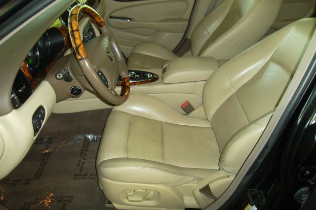 2006 JAGUAR XJR 2.2L Manual