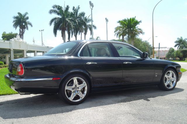 2006 JAGUAR XJR 2.2L Manual