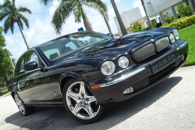 2006 JAGUAR XJR 2.2L Manual